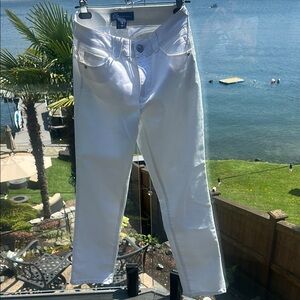 White Women’s Jeans